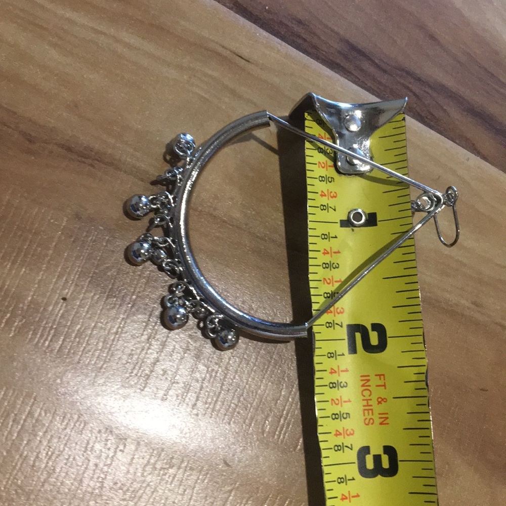 Earrings - Picture 3 of 5